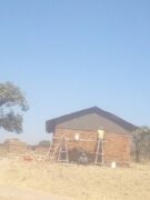 Chiondwe warehouse - finishing the walls